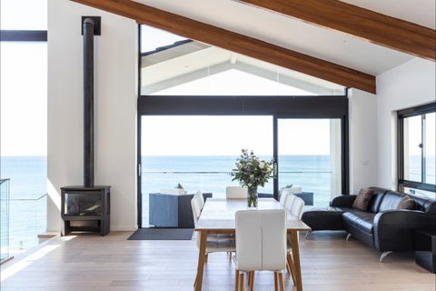 Alexandria House - Travel Agents 0