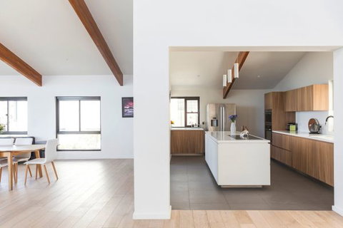 Alexandria House - Travel Agents 7