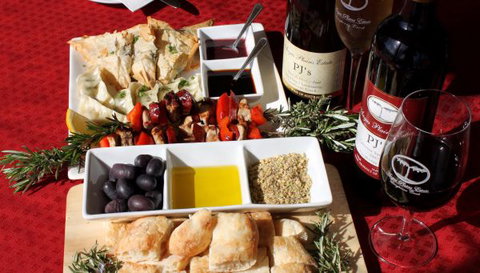 Angas Plains Wines Suites - Travel Agents 8