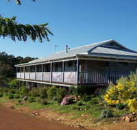 Blue House Bed and Breakfast - Tourism Guide
