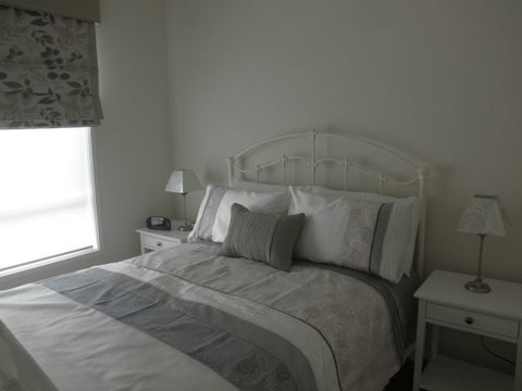C&C's Bed And Breakfast - Tourism Guide 4