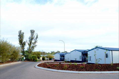 Discovery Parks - Roxby Downs - Travel Agents 0