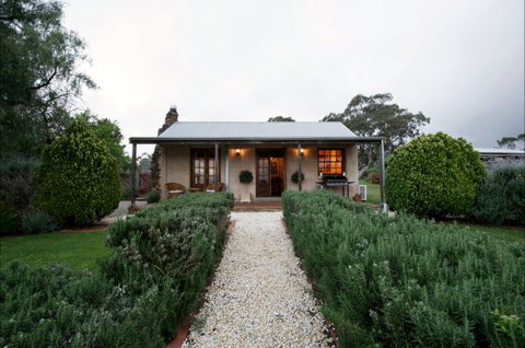 Enerby Farm Cottage - Travel Agents 2