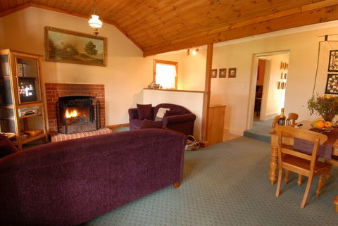 Enerby Farm Cottage - Travel Agents 5