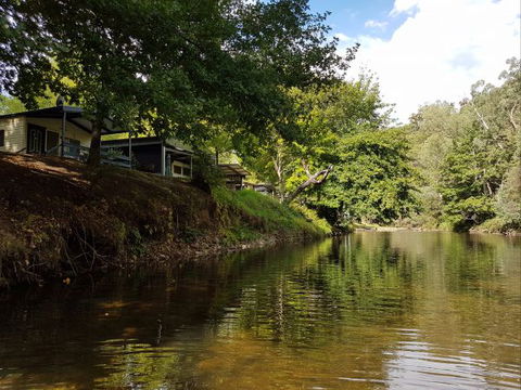 Jamieson Caravan Park - Tourism Guide 1