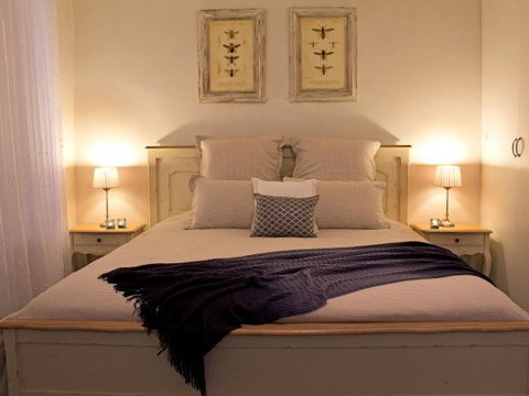 Queen's Cottage Barossa Valley - Travel Agents 1