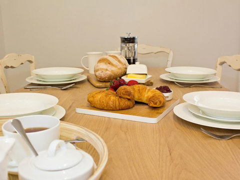 Queen's Cottage Barossa Valley - Travel Agents 8