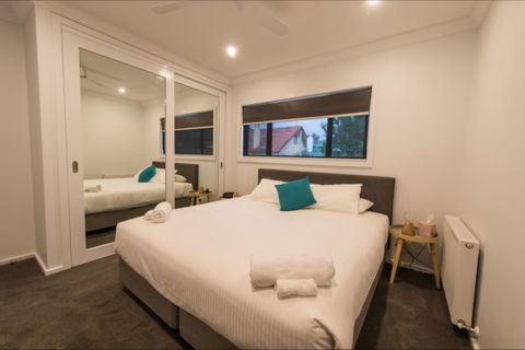 The Bright House - Tourism Guide 5