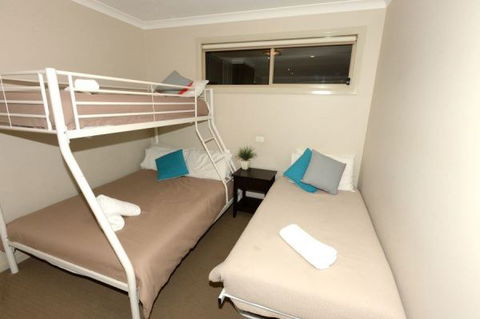 Yarrawonga Waterfront Apartments - Tourism Guide 6