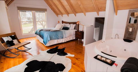Abby's Cottages - Travel Agents 1