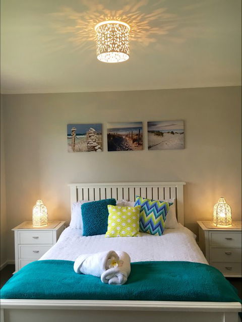Adore 6 Villa - Travel Agents 1