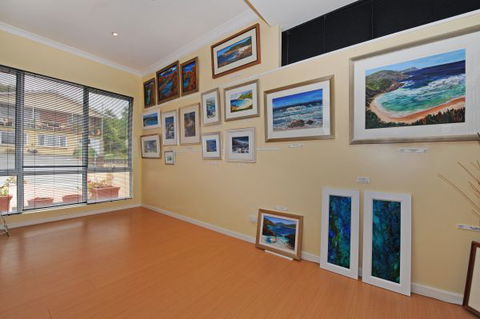 Albany View Street Lodge Bed And Breakfast And Art Studio - Tourism Guide 5