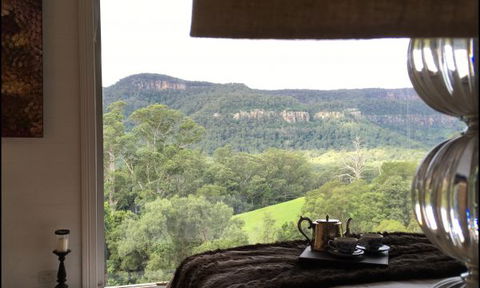 Amaroo Valley Springs - Tourism Guide 0