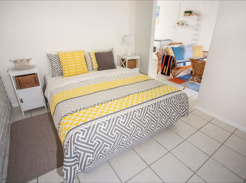 Arlingtons Accommodation - Tourism Guide 7