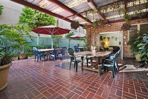 Ashfield Manor - Tourism Guide 1