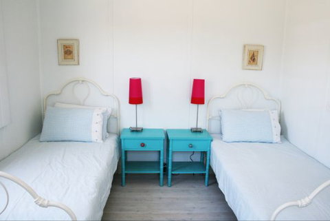 Atlantis Seafarers Cottage - Travel Search 6