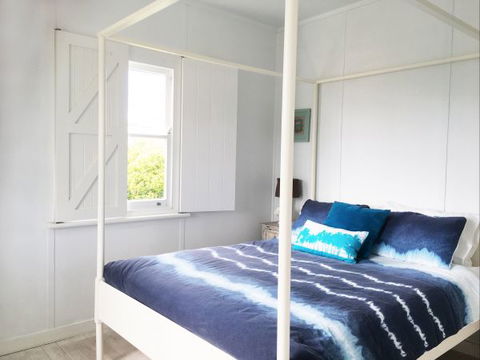 Aurora Beachfront Cottage - Tourism Guide 2