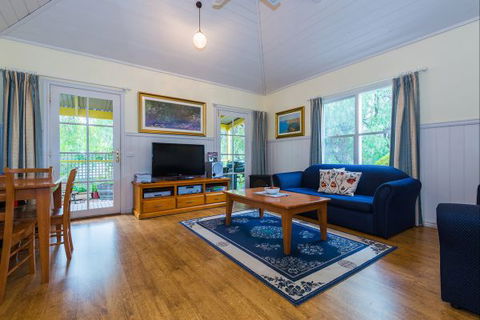 Bendigo Cottages Bed And Breakfast - Tourism Guide 1