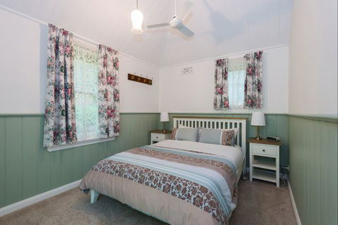 Bendigo Cottages Bed And Breakfast - Tourism Guide 5