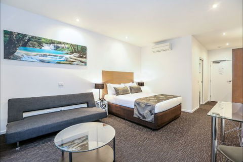 Belmercer Motel - Tourism Guide 7