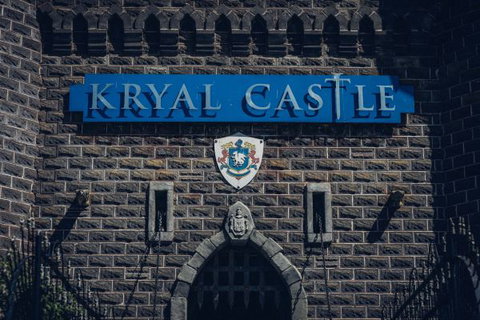 Castle Suites - Kryal Castle - Travel Agents 1