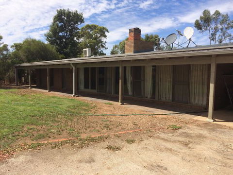 Coonara Farm Stay - Travel Agents 0