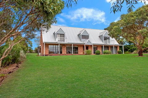 Cooks Retreat Warrnambool - Travel Agents 0