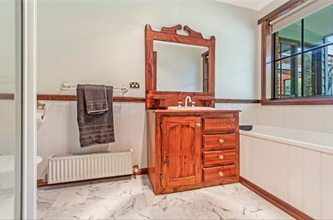 Cooks Retreat Warrnambool - Travel Agents 6