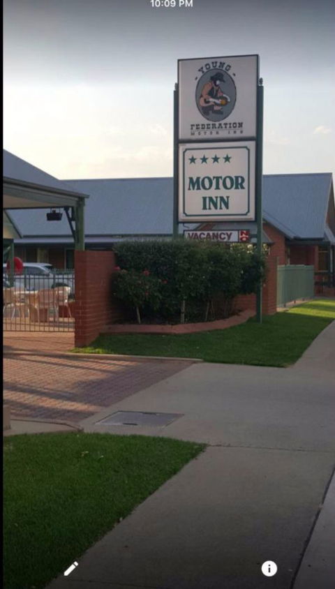Federation Motor Inn Young - Tourism Guide 0