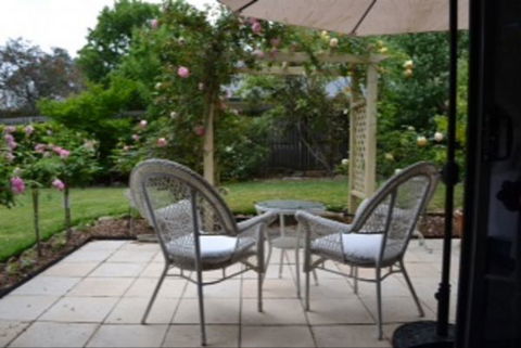 Garden Cottage B And B - Travel Search 1