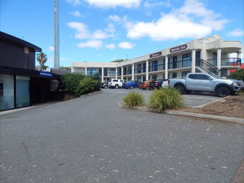Jacksons Motor Inn - Tourism Guide 4