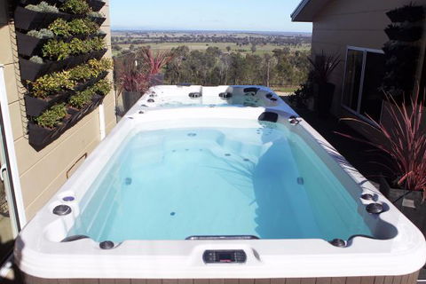 Longview Holiday Let Glenrowan - Tourism Guide 3