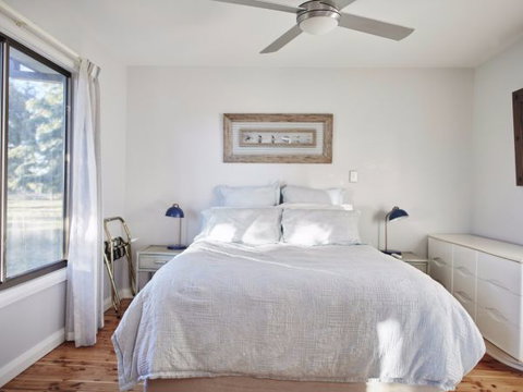 Moodemere Lake House - Tourism Guide 1