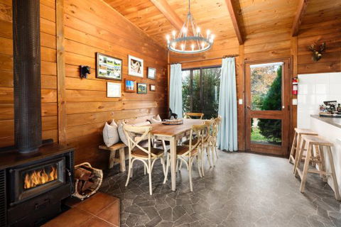 Mt Bellevue Lodge - King Valley - Tourism Guide 6