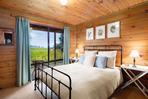 Mt Bellevue Lodge - King Valley - Tourism Guide 7