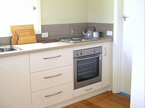 Orange Tree Cottage - Travel Agents 6