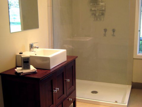 Orange Tree Cottage - Travel Agents 7