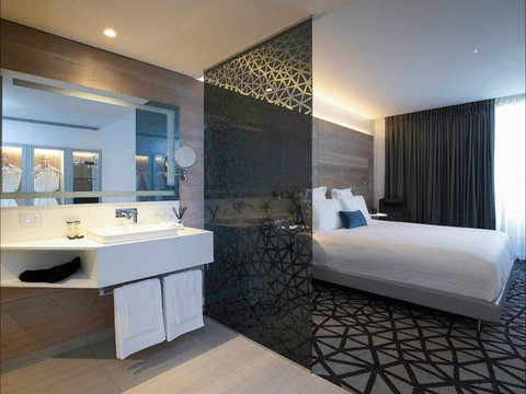 Pullman Sydney Airport - Travel Agents 1