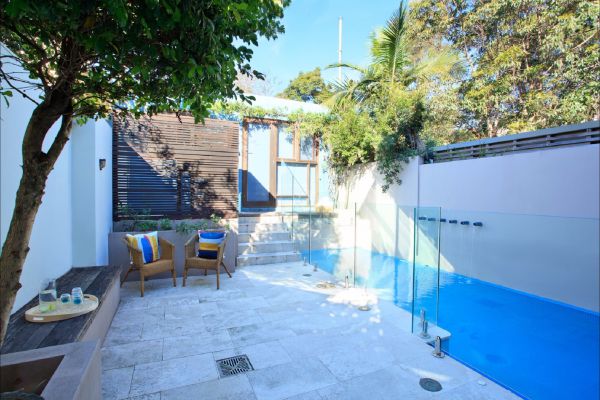 Queens Park NSW Tourism Guide