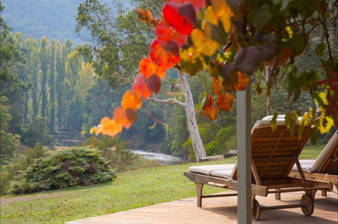 Riverdowns - Tourism Guide 0
