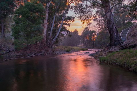 Riverdowns - Tourism Guide 1