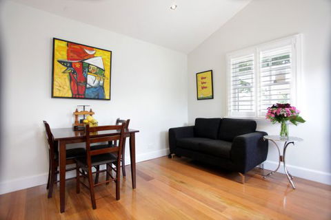 Tannin Apartment - Travel Agents 0