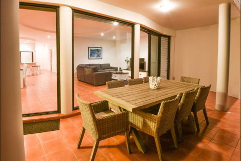 Villa Provence Beach House - Tourism Guide 3