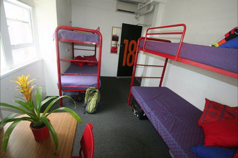 Zing! Backpackers Hostel - Tourism Guide 9
