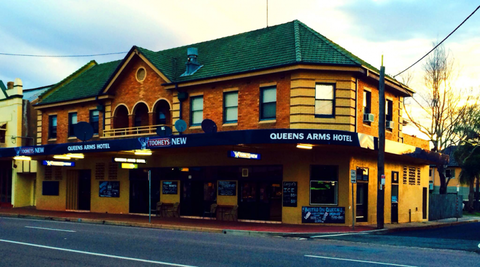 Queens Arms Hotel - Tourism Guide 5