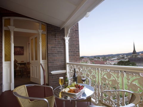 Auldington Hotel - Tourism Guide 2