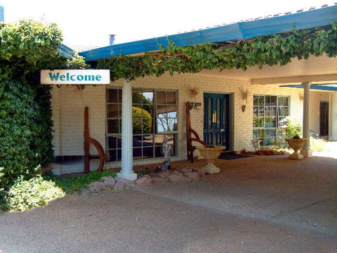 Australian Homestead - Tourism Guide 0
