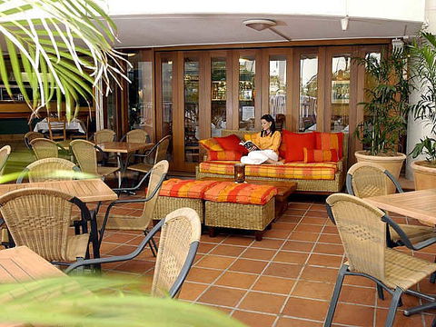 Australis Sovereign Hotel - Travel Agents 2