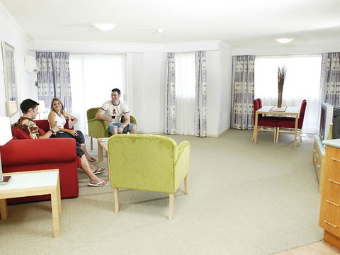 Australis Sovereign Hotel - Travel Agents 3