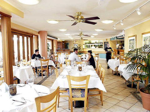 Australis Sovereign Hotel - Travel Agents 4